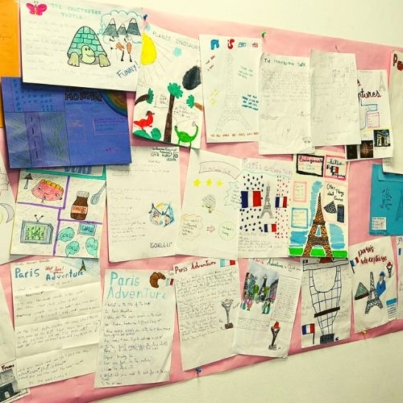 Noticia Leer Paris Adventure Book CBS Language Academy
